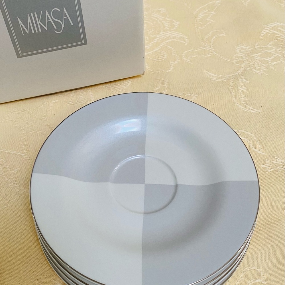 Mikasa Enchanted Pearl Y1602 tea saucers, 4pcs